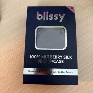 Blissy 100% Mulberry Silk Pillowcase - Navy